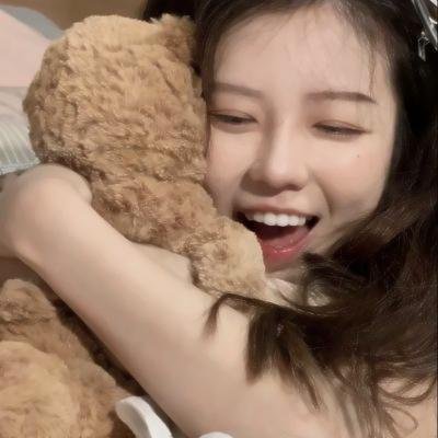 女孩不平凡海报